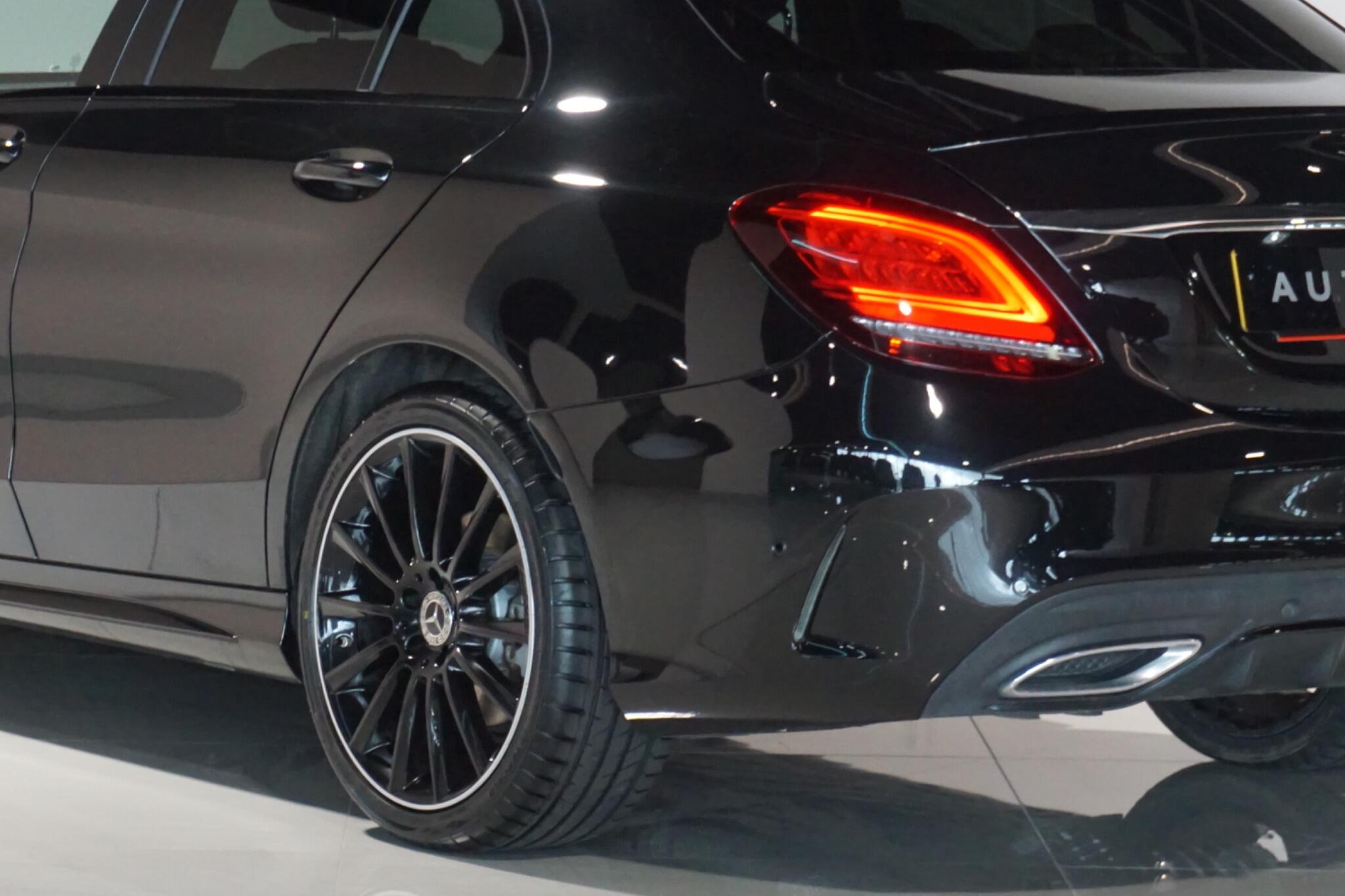 Mercedes-Benz C Class 2.0 C220d AMG Line Night Edition (Premium) Saloon 4dr Diesel G-Tronic+ Euro 6 (s/s) (194 ps)